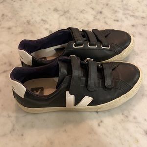 Veja Black Velcro Sneakers, Sz 41/US 10